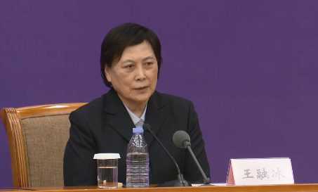 专家:极少数重症患者康复后会遗留肺纤维化