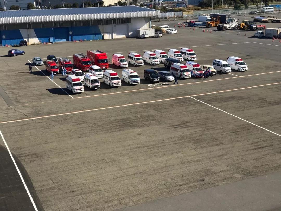 搭载3711人的钻石公主号邮轮上 到底在发生什么?