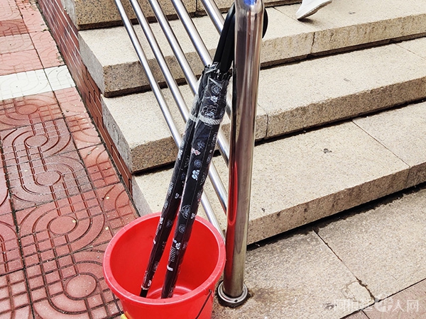 记者探访：北京高考考点防疫物资已就位 备用考场最多坐9人