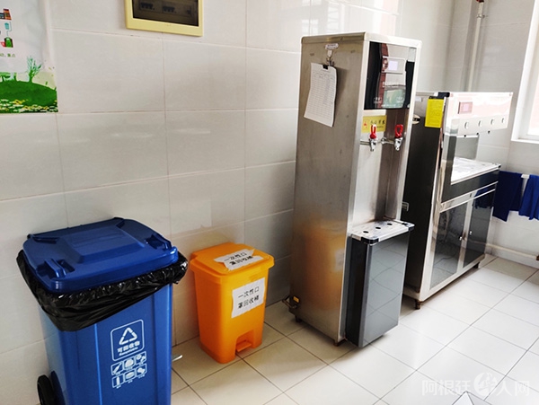 记者探访：北京高考考点防疫物资已就位 备用考场最多坐9人