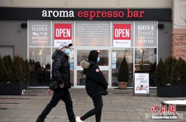 资料图:当地时间2月22日,加拿大安大略省多地“解封” 华人聚居区商铺重开(记者 余瑞冬 摄) 资料图:当地时间2月22日,加拿大安大略省多地“解封” 华人聚居区商铺重开(记者 余瑞冬 摄)