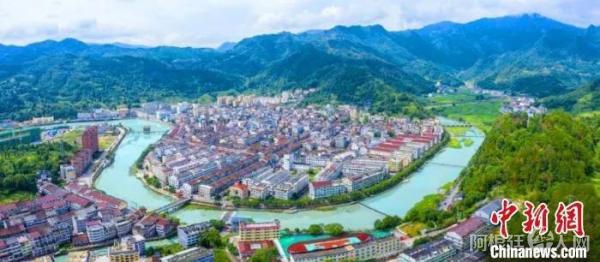 浙江省温州市文成县玉壶镇是著名侨乡。陈默供图 来源:中国新闻网 浙江省温州市文成县玉壶镇是著名侨乡。陈默供图 来源:中国新闻网