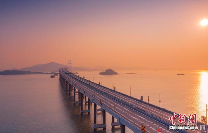 资料图:广东虎门大桥。中新社发 岳路建 摄
资料图:广东虎门大桥。中新社发 岳路建 摄