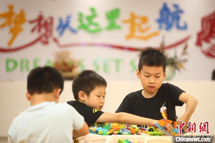 资料图:泱波 摄 资料图:泱波 摄