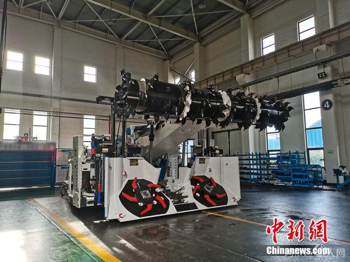 掘锚一体机。中国煤科供图