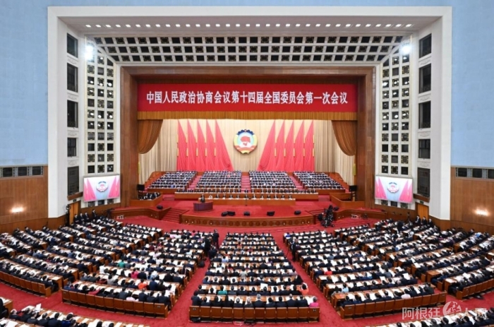 3月4日，中国人民政治协商会议第十四届全国委员会第一次会议在北京人民大会堂开幕。
新华社记者 翟健岚 摄