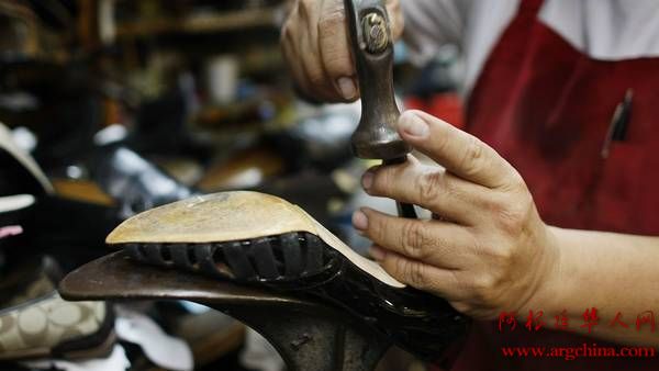 Zapatero-Surgio-Edad-Antigua-limitara_CLAIMA20141117_0014_27