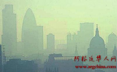 伦敦&ldquo;雾都&rdquo;景象再现 