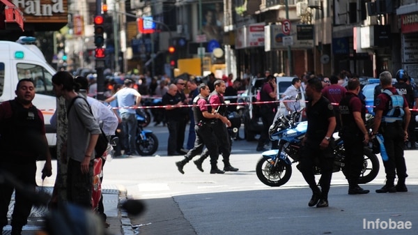 1517976459569725.jpg 22.jpg