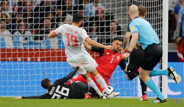 1522230632846217.jpg 5abacc90cb7a8costa.jpg