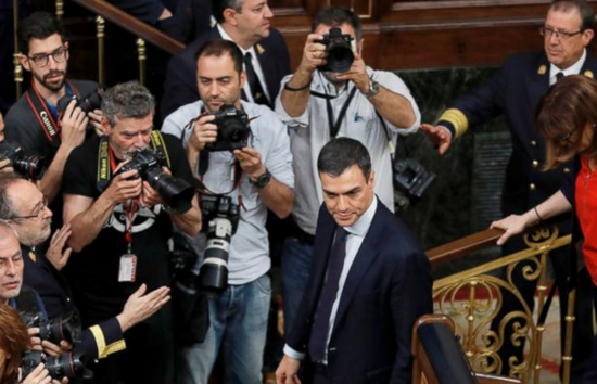 1527937487113236.png f4e1fca755e190a947159f89dd802eda.png