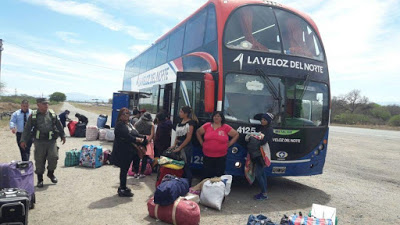 1528336778250718.jpg 01.jpg