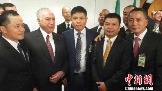 1530107808769196.jpg timg.jpg