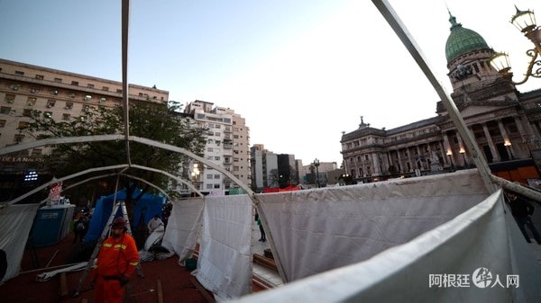 1538458461582884.jpg 32.jpg