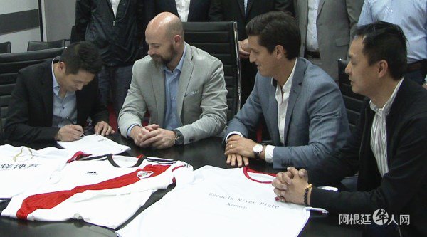 1543506213333469.jpg cc.jpg