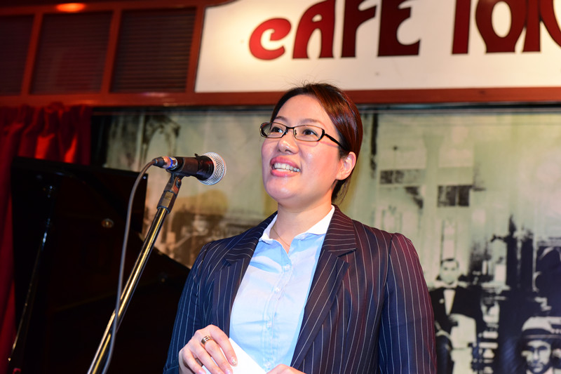 0754780472.jpg 2.jpg