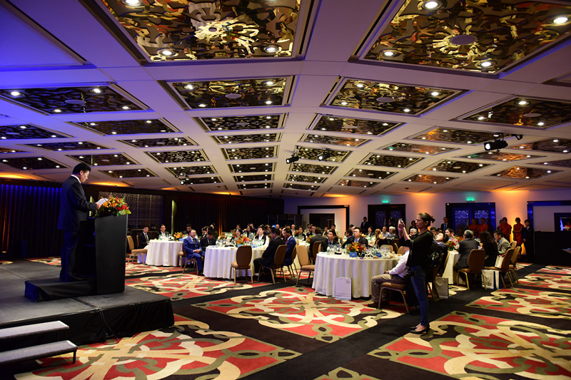 1079142792.jpg 3.jpg