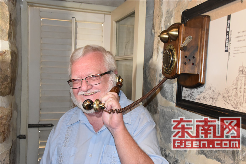 1958061445.jpg b8975af3e3811d424af40a.jpg