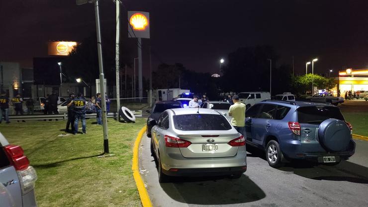 3048660506.jpg 22.jpg