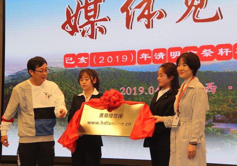 0423580987.jpg 63.jpg