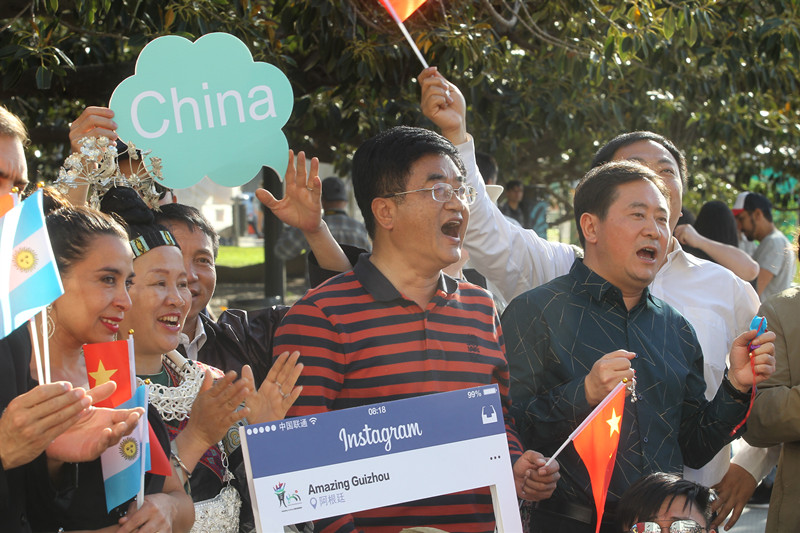 0843400120.jpg 2.jpg