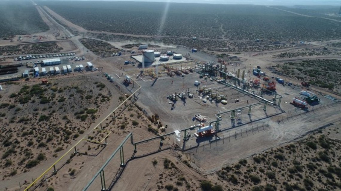 0744393820.jpg 0036556739.jpg