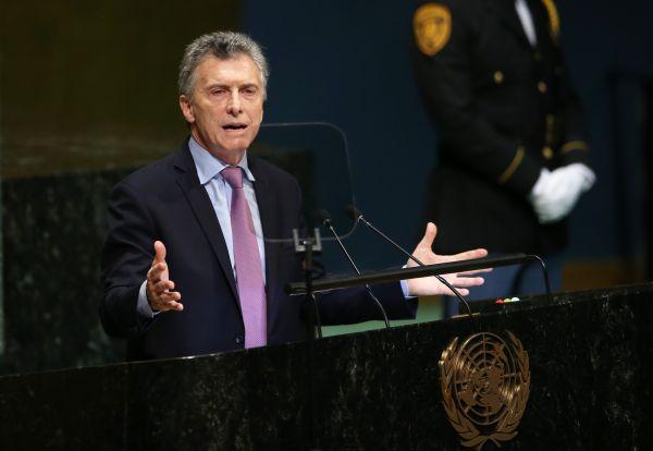 1040786587.jpg RPwQnBQ1uvifP6.jpg