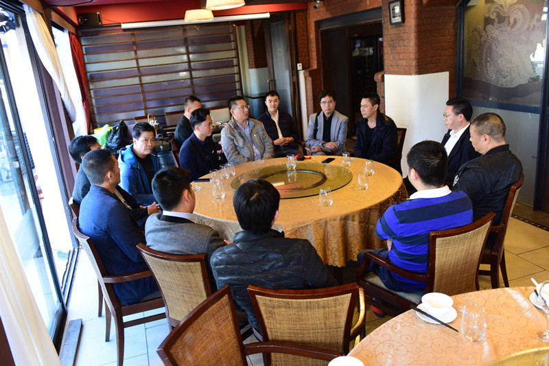 1136029259.jpg 4.JPG