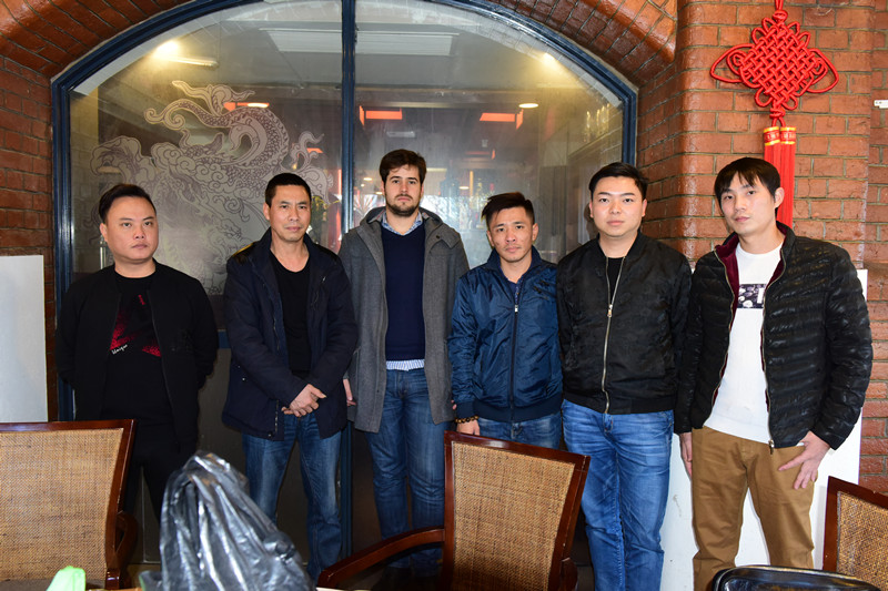 1169533668.jpg 6.JPG