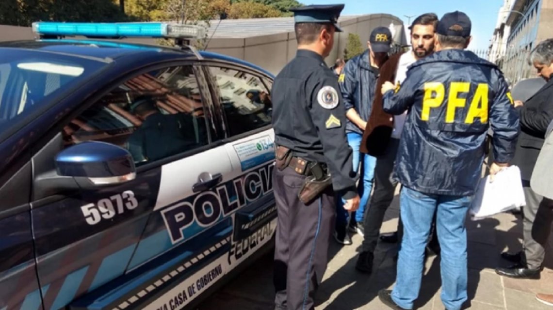 1490967691.jpg 11.jpg