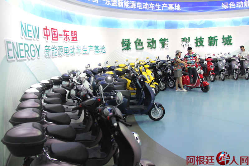 1961235133.jpg IMG_3738.JPG