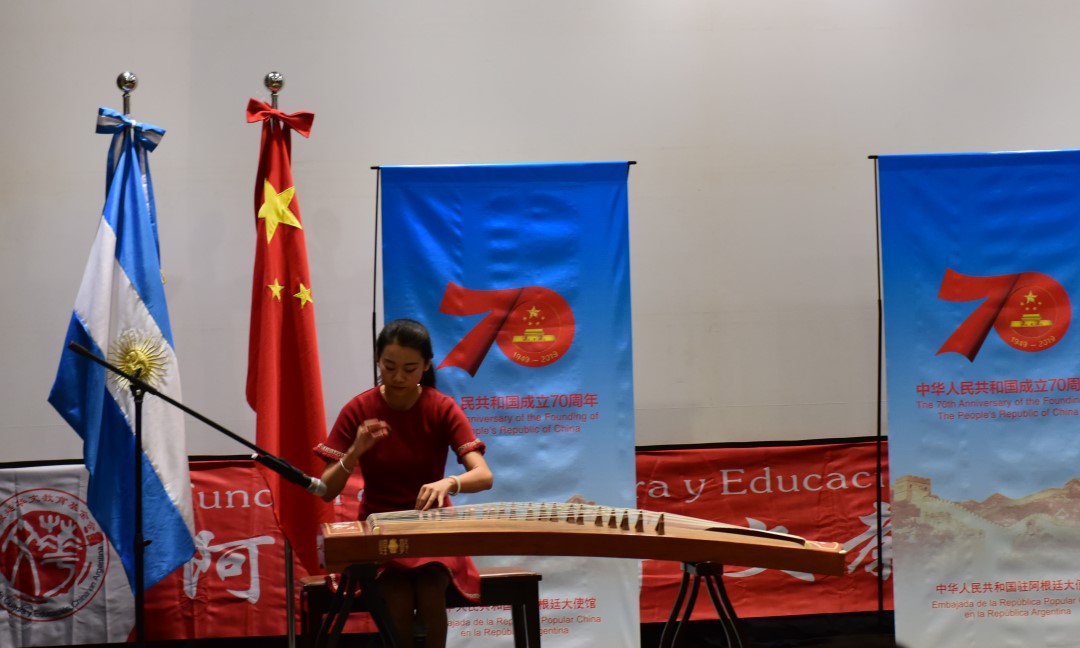 2164377975.jpg 333.jpg