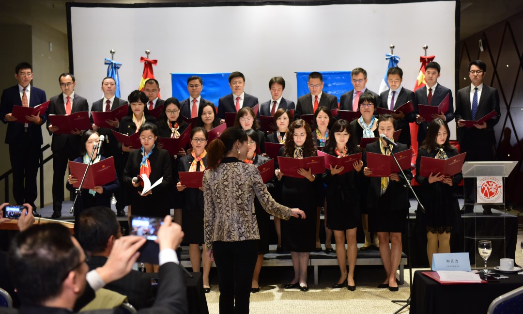 2183335214.jpg 000.jpg