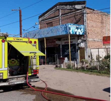 2377578222.jpg 209728w440.jpg