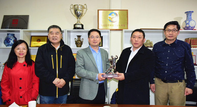 0179548762.jpg 10.JPG