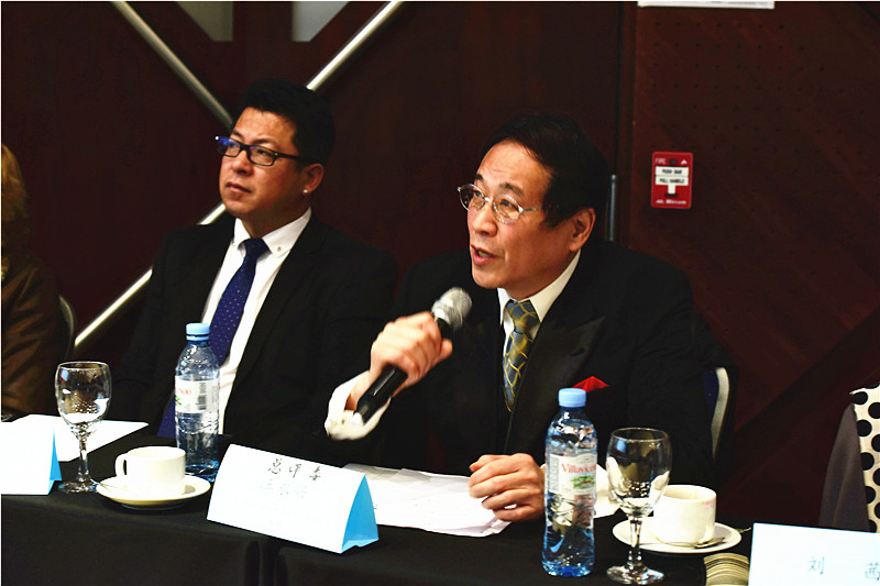 0316288204.jpg 21.jpg