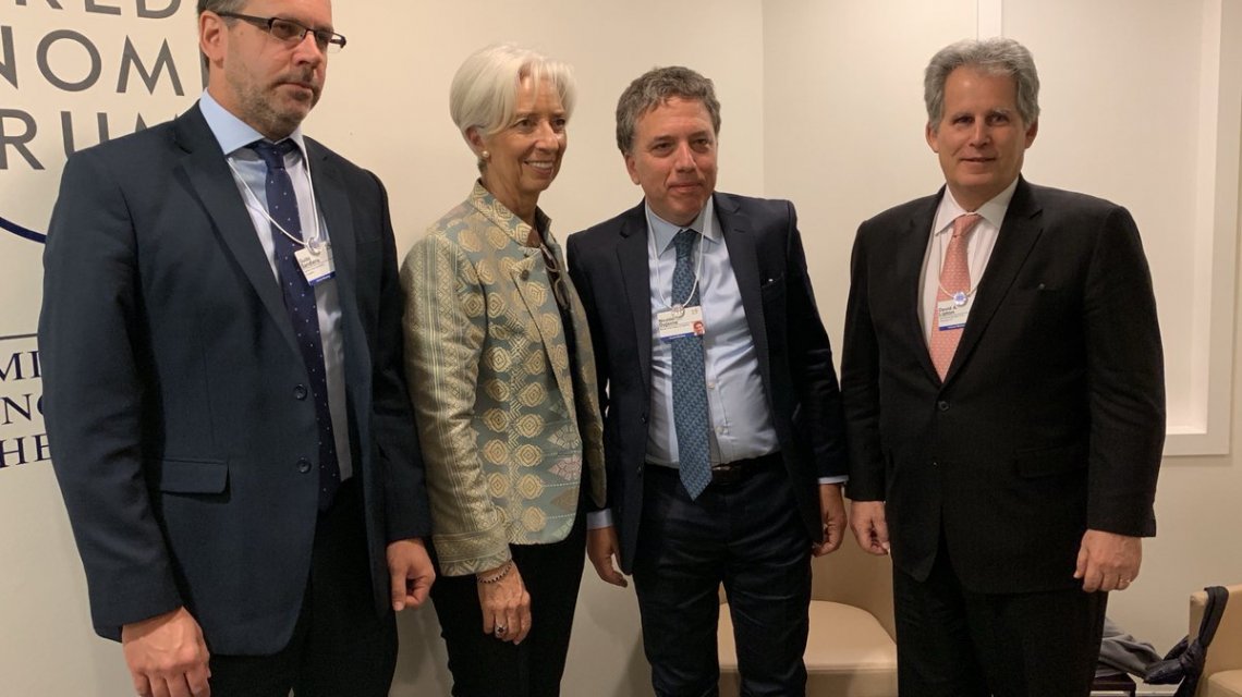 0319715700.jpg 21.jpg