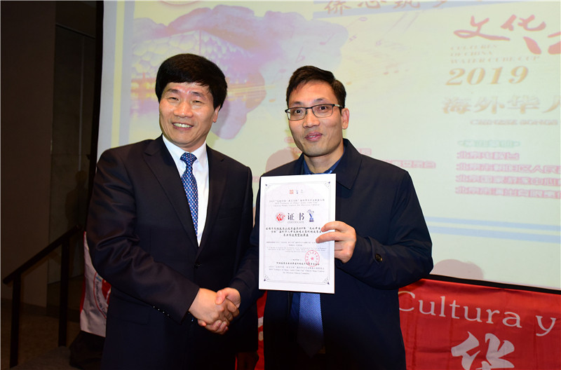 0339470380.jpg 56.jpg