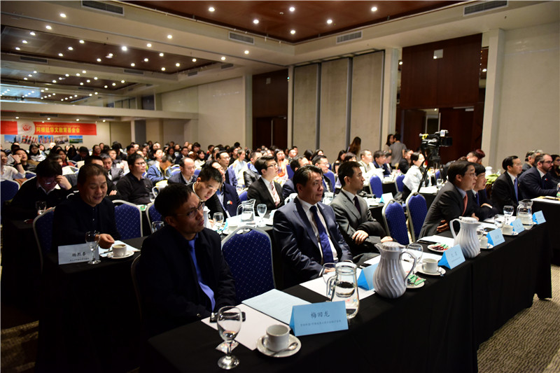 0361184212.jpg 27.jpg