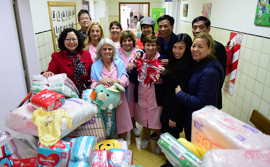 1320568035.jpg 6.jpg