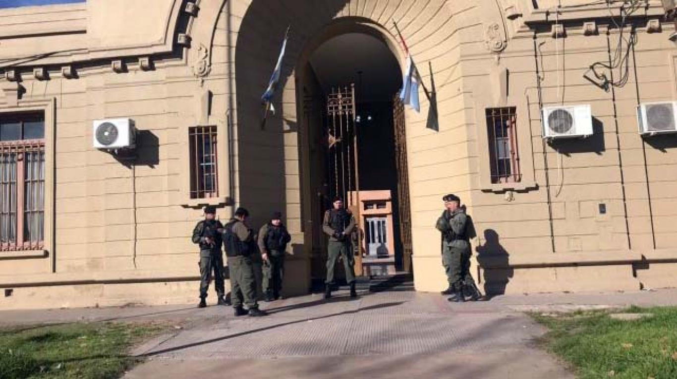 0689316867.jpg alcaidiasantafe.jpg