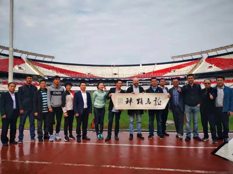 2184739503.jpg 2.jpg