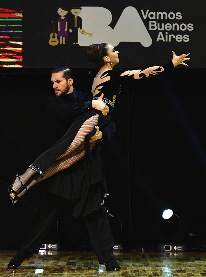 2266085246.jpg 9.jpg