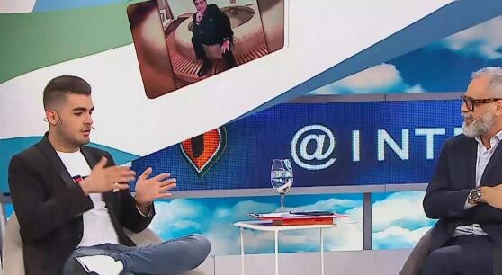 1296780293.jpg d1de-iepyyhh5172785.jpg