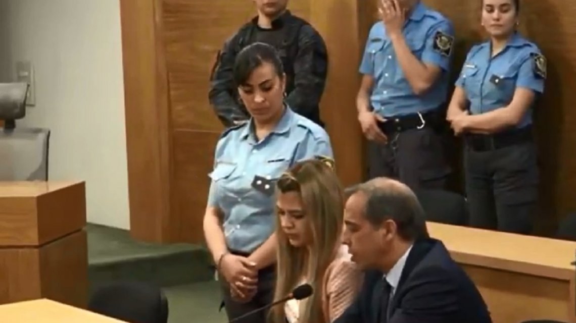 2671360814.jpg 41.jpg