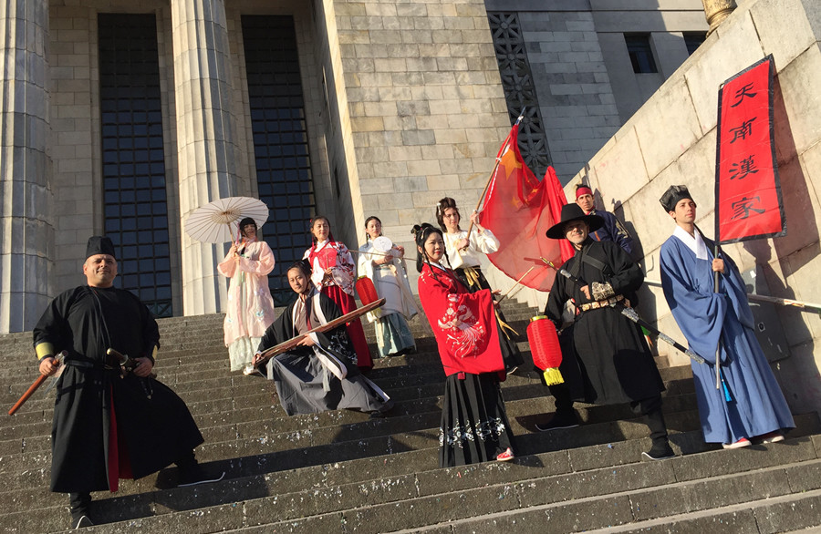 2949647816.jpg 1.JPG