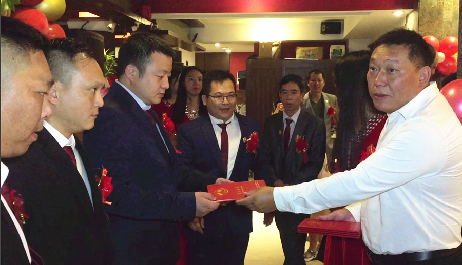 1881211556.png 13.png