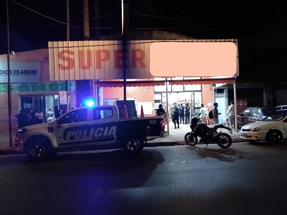 2946281503.jpg superchino.jpg