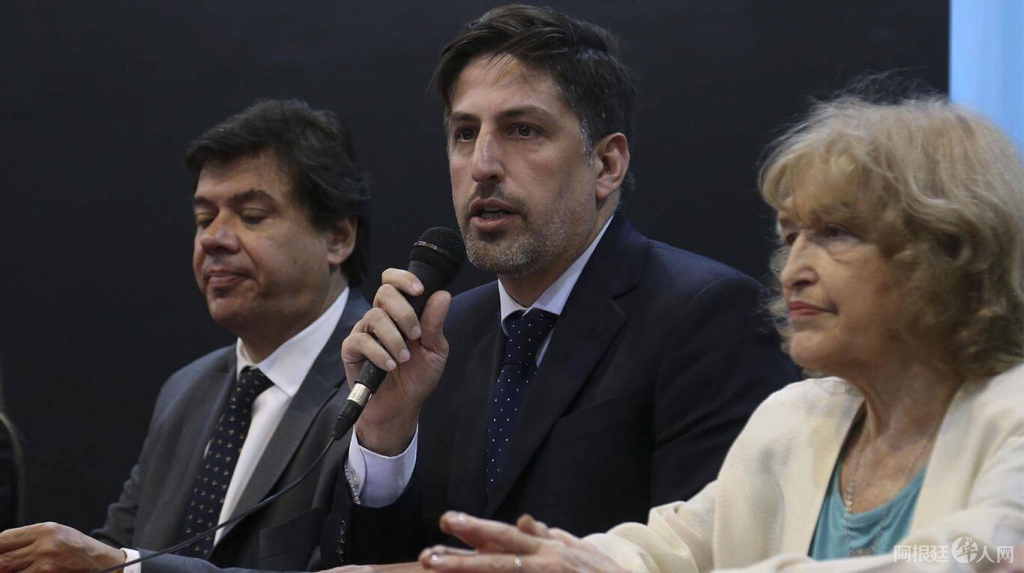 5f3dabed61d41_nicolas_trotta_1_na_damian_dopacio 5f3dabed61d41_nicolas_trotta_1_na_damian_dopacio