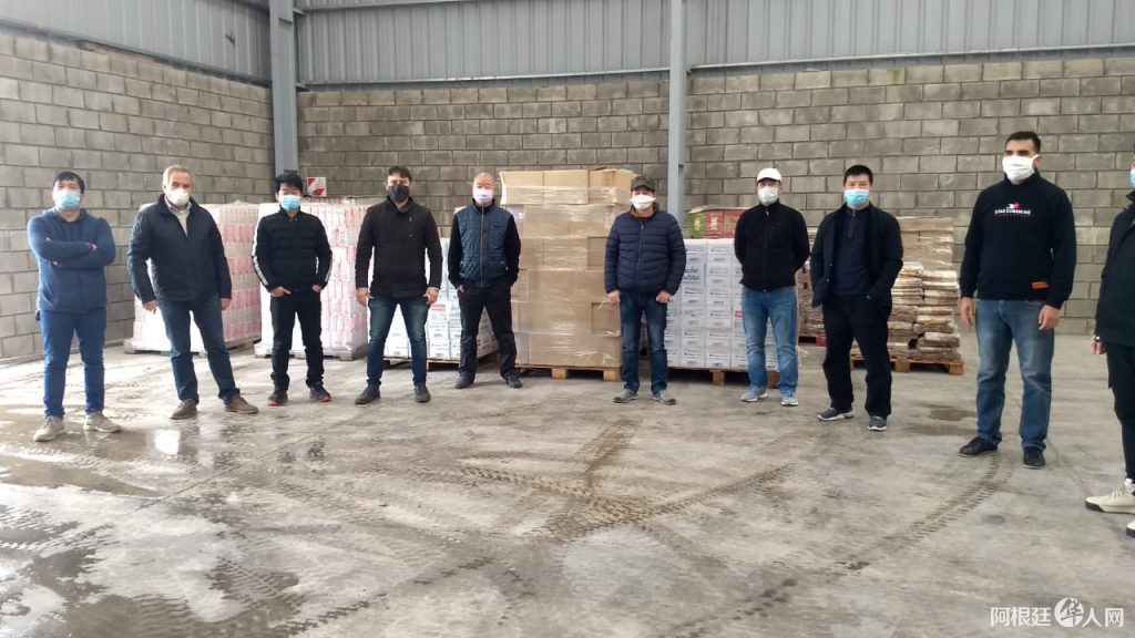 旅阿华人再向布省银海市捐赠一批抗疫物资